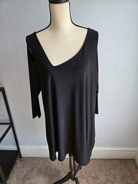 Sympli Black Crewneck Top